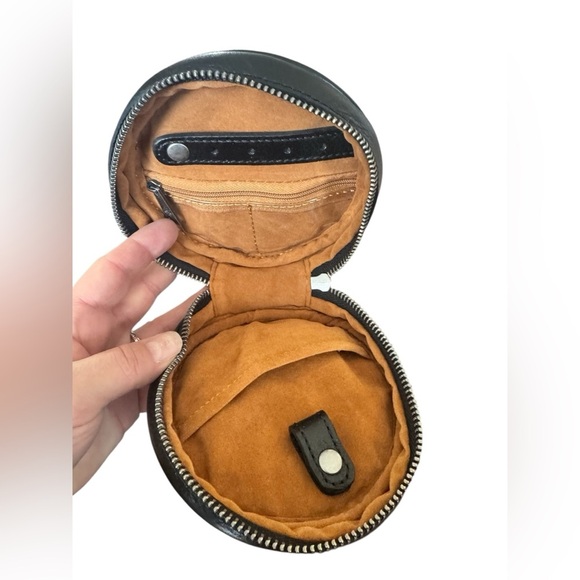 Patricia Nash DIAMANTE Round Zip Jewelry Case LAPIS - Picture 8 of 9